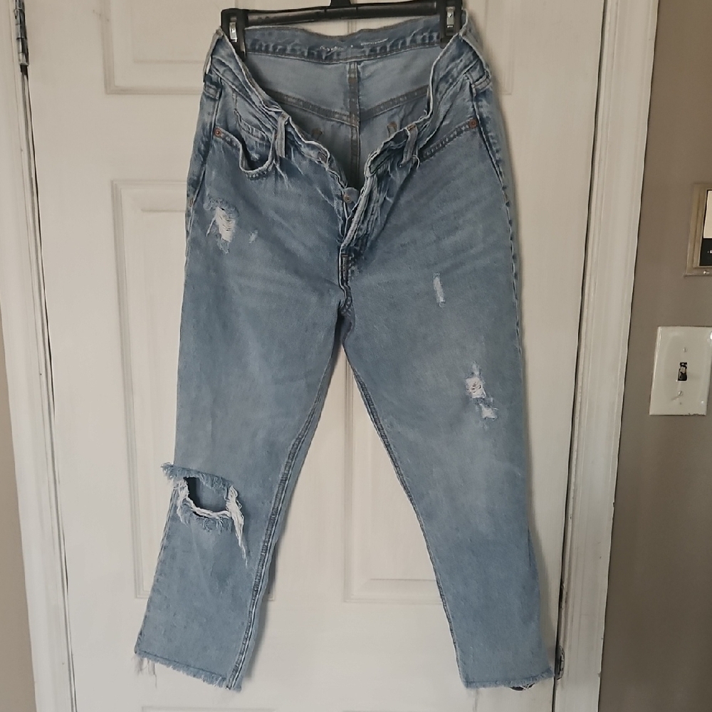Old Navy Light Blue Relaxed Boyfriend Jeans